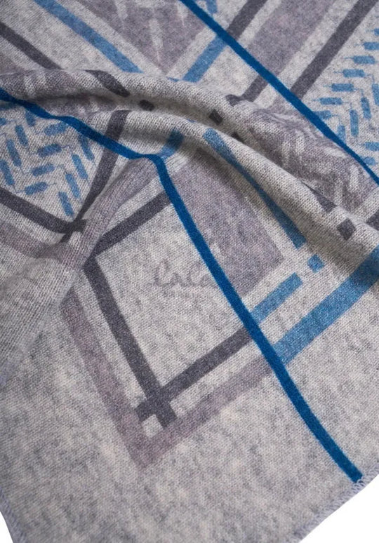 Tørklæde | LALA BERLIN Triangle Neo Stripes M -