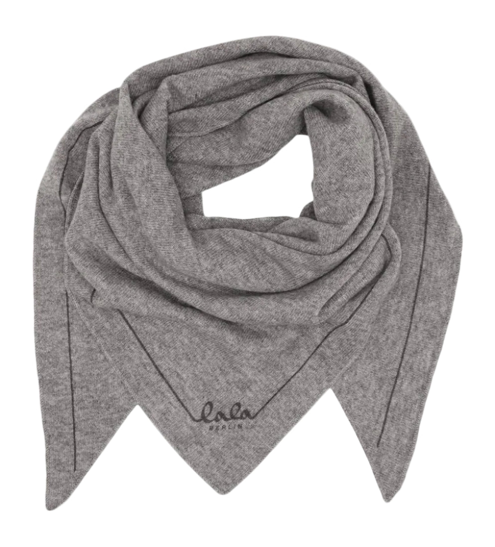 Lala Berlin Triangle Solid Logo M Tørklæde – luksuriøst trekantet cashmere tørklæde i City Middle Grey Melange med subtilt LALA BERLIN logo.