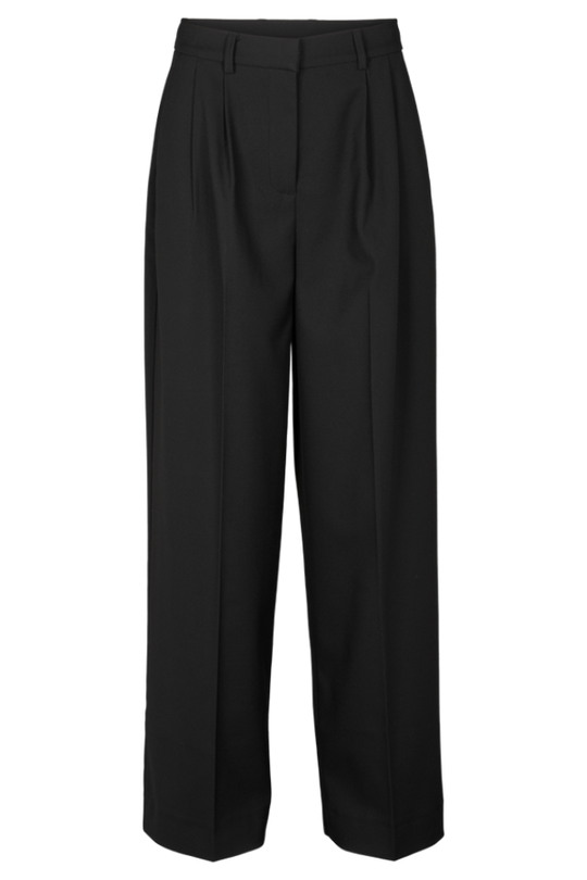 Basic Apparel Marjo Pants i sort – bukser i genanvendt polyester med læg foran, vide ben, skrålommer og justerbar talje.
