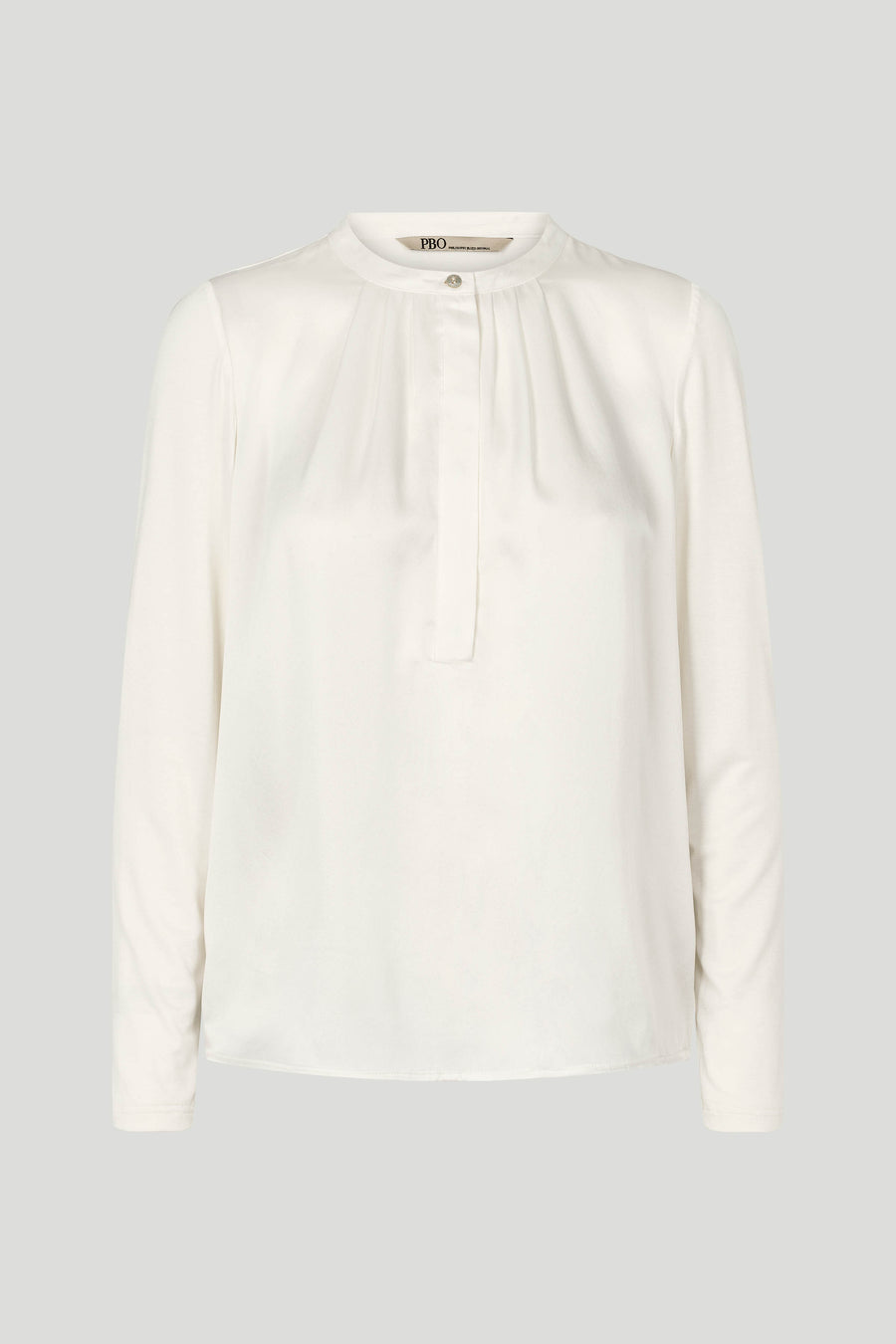 PBO Kopala Blouse i Star White – elegant bluse med rund halsudskæring og fine læg foran.
