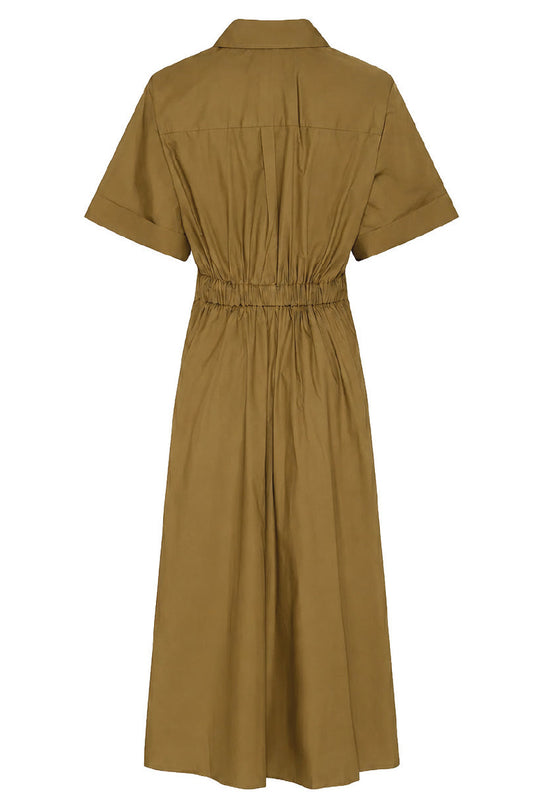 La Rouge Pia Dress S/S i khaki med korte ærmer og V-udskæring.
