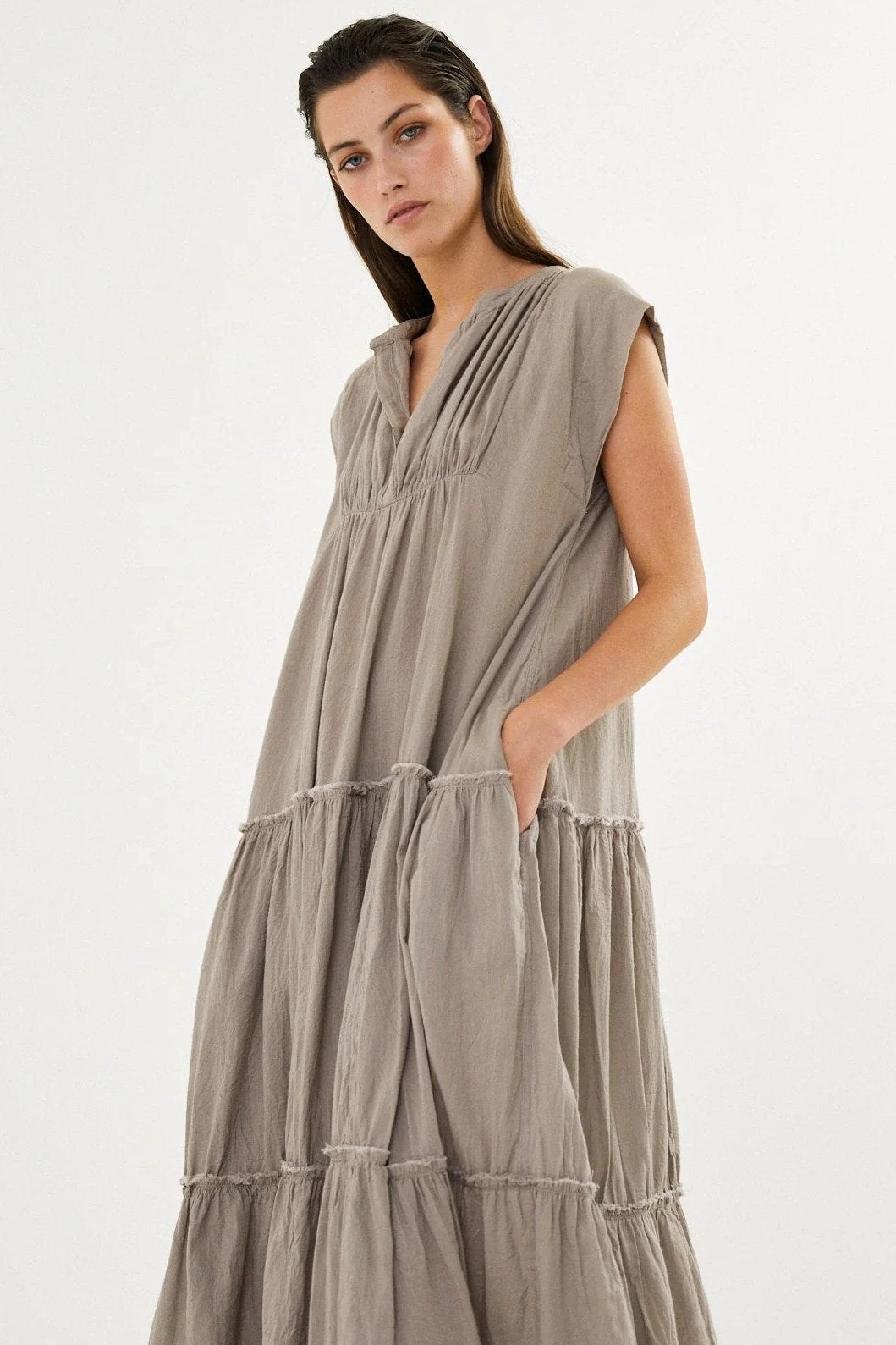 Rabens Saloner | Kjole | Lorita, cotton tiered long dress, pearl grey