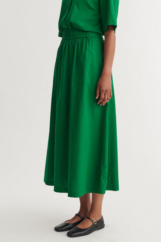 Basic Apparel Silje Long Skirt abundant green – GOTS nederdel i økologisk bomuld.