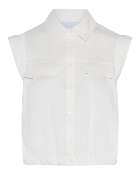 La Rouge Vilma ærmeløs skjortetop i hvid med knapper og elastisk kant.