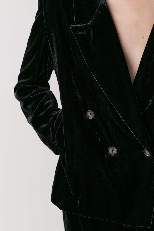 Blazer |Rabens Saloner  Abeera Velvet cropped jacket, midnight