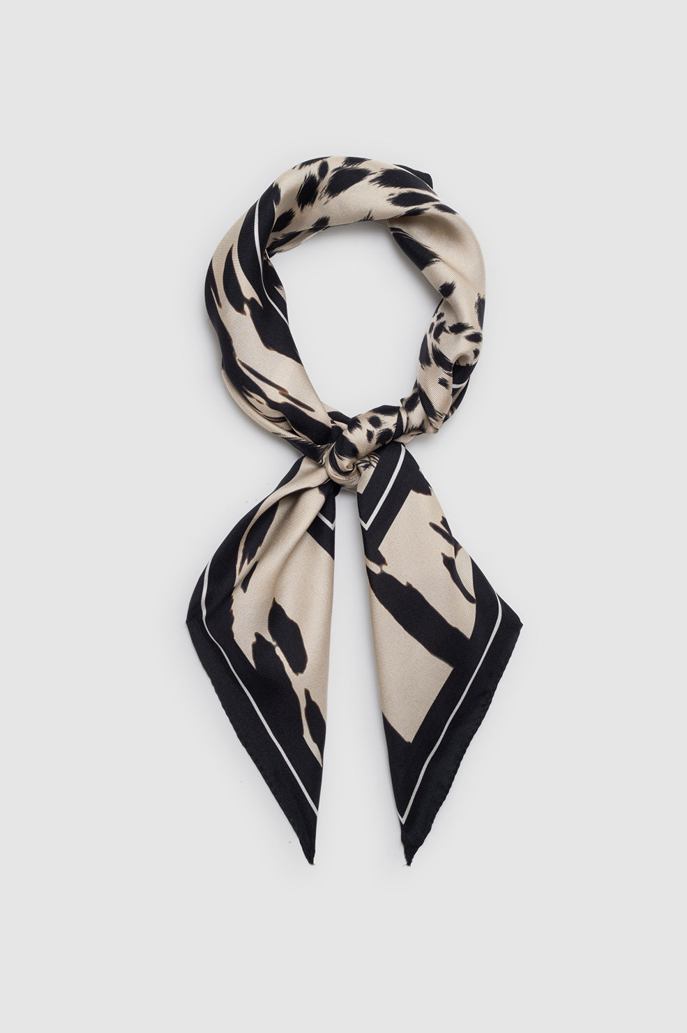Anine Bing York Scarf AB i PEARL WHITE 100% silketwill.
