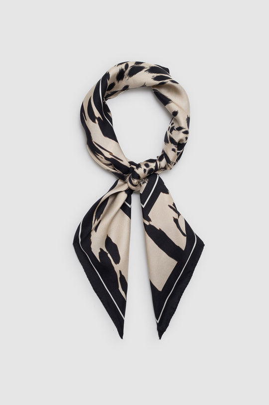 Anine Bing York Scarf AB i PEARL WHITE 100% silketwill.