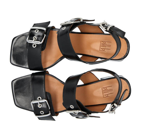 Billi Bi A9635 sandal i black calf – sandal med blokhæl, brede stropper og sølvspænder.