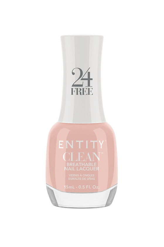 Entity Clean neglelak med Ultra Clean 24-free formel og plejende vitaminer.