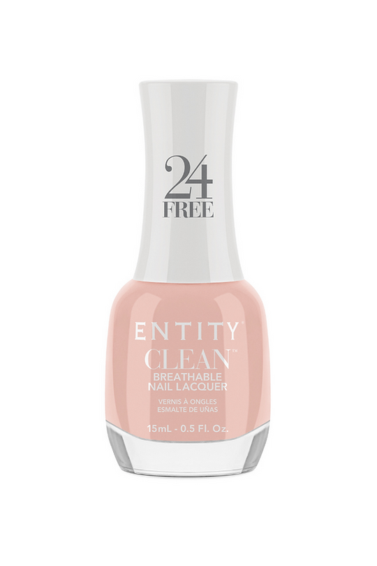 Entity Clean neglelak med Ultra Clean 24-free formel og plejende vitaminer.