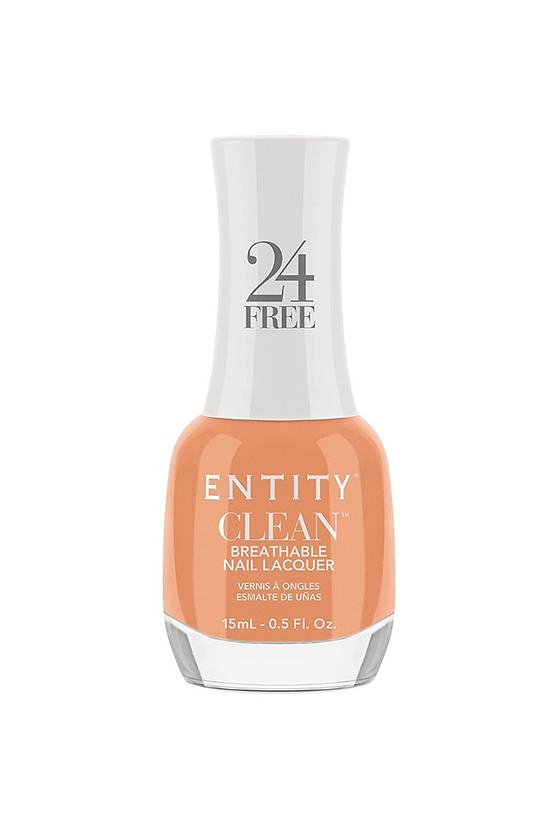 Entity Clean neglelak med Ultra Clean 24-free formel og plejende vitaminer.