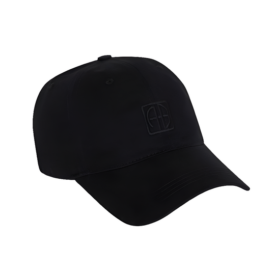 Anine Bing Jeremy Baseball Cap – klassisk sort baseball cap med diskret monogram og justerbar pasform.