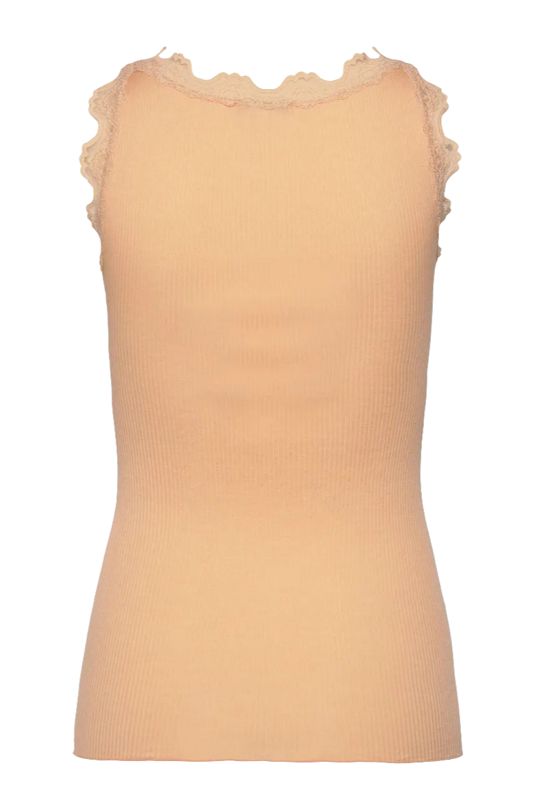 Rosemunde | Silketop | RWBabette SL U-neck Long Lace Top, 5205 peach fuzz