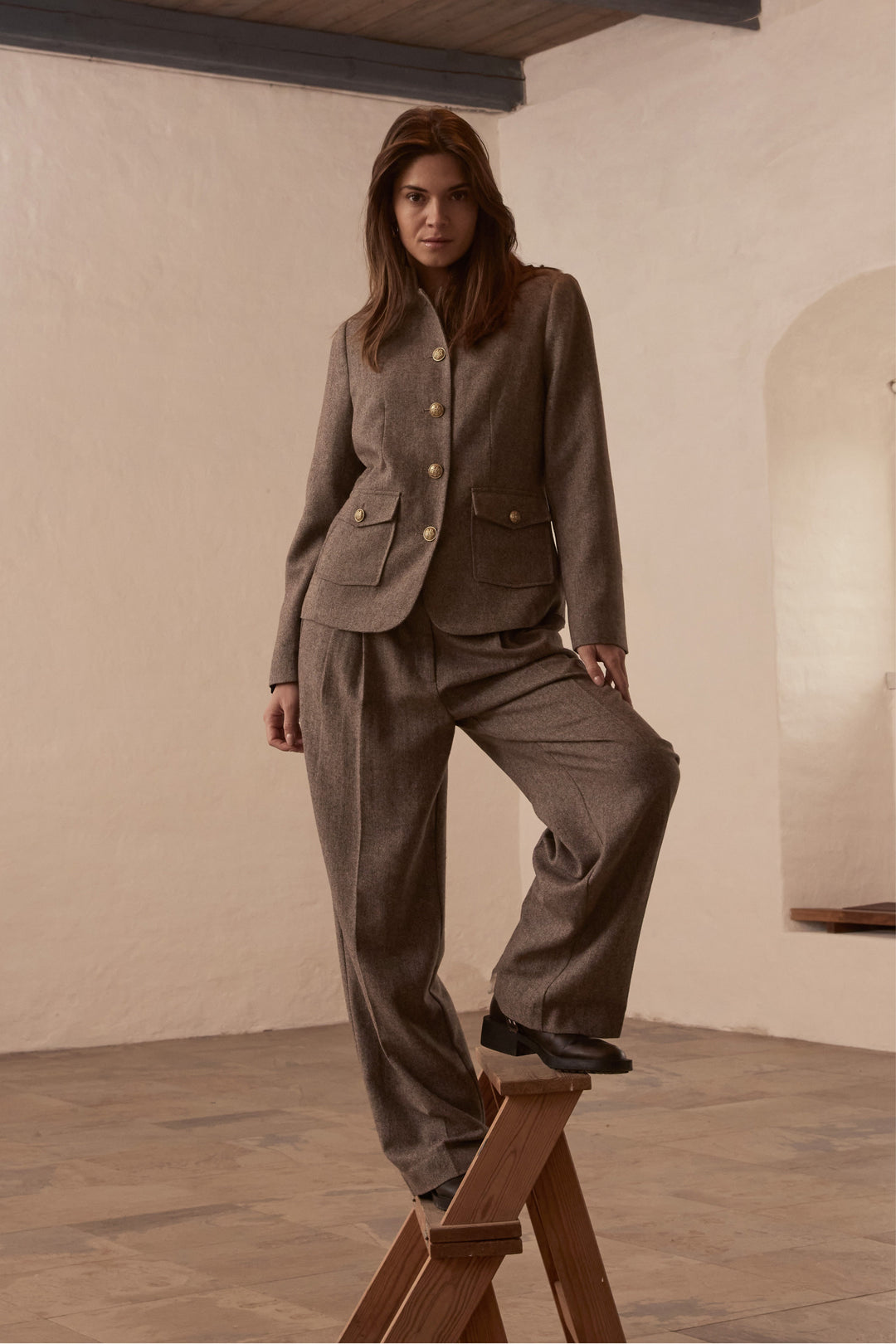 PBO Delina bukser i soft brown