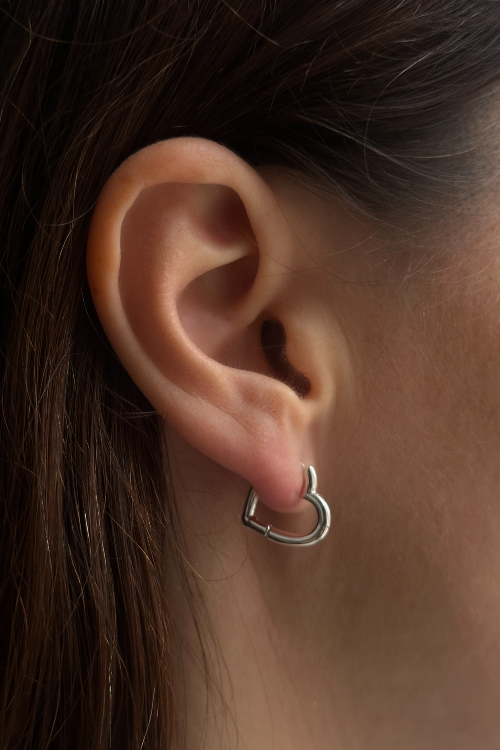 Pico Cupid Hoops – tidløse øreringe i 24K forgyldt finish. Nikkelfri og perfekte til hverdag og fest