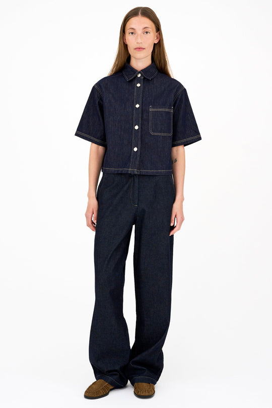 IVY Malika Casual bukser i mørk rinse denim set forfra