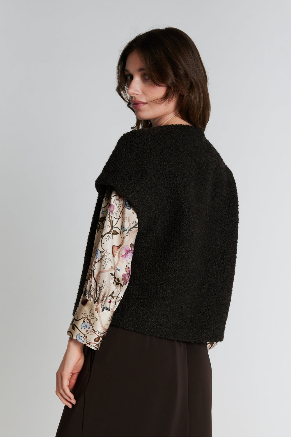 PBO Konia strikket vest i dark brown