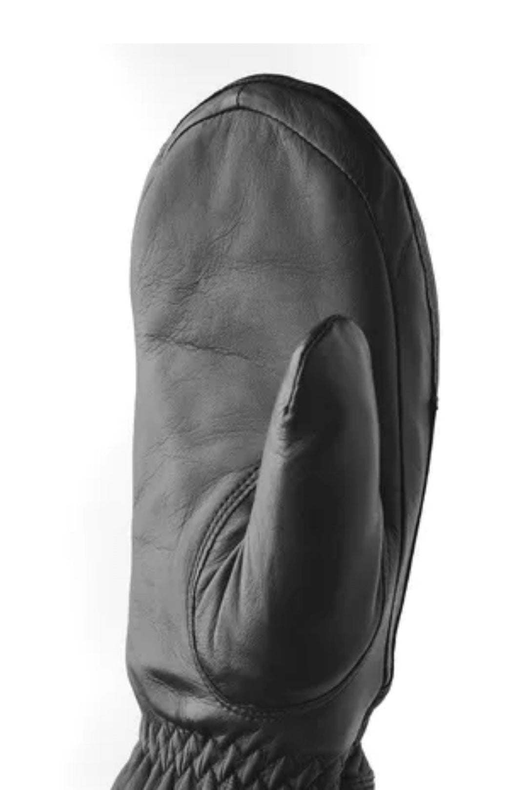 Hestra Viska Viken luffer i sort læder – klassiske lædervanter med elastik ved håndleddet og blødt, varmt for.
