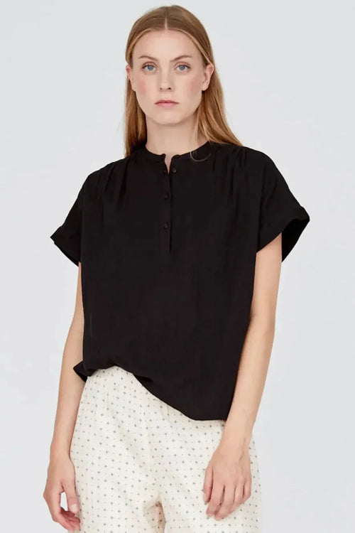 Basic Apparel | Bluse | Ember Shirt GOTS, black